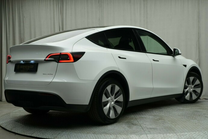tesla-model-y-elektrisitet-2023-big-10