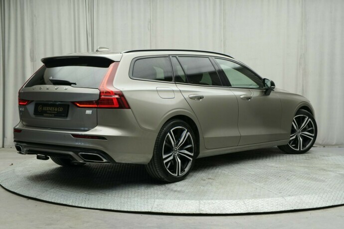volvo-v60-elektrisitetbensin-2021-big-4