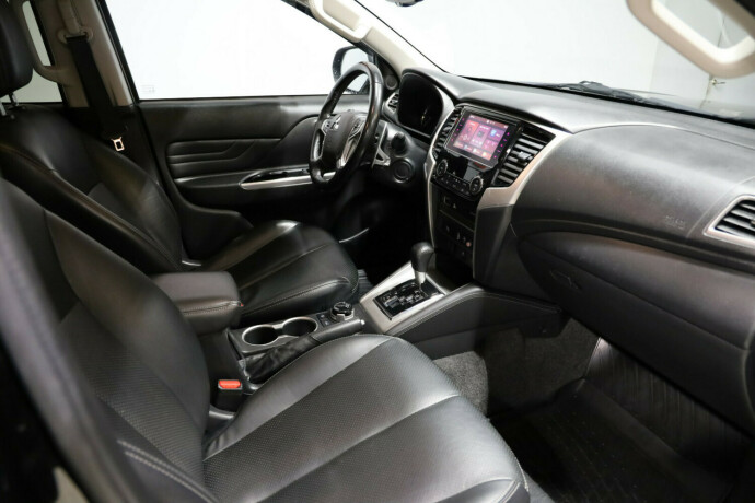 mitsubishi-l200-diesel-2022-big-7