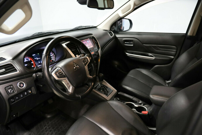 mitsubishi-l200-diesel-2022-big-5