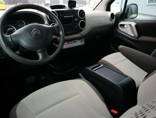 citroen-berlingo-diesel-2012-big-7