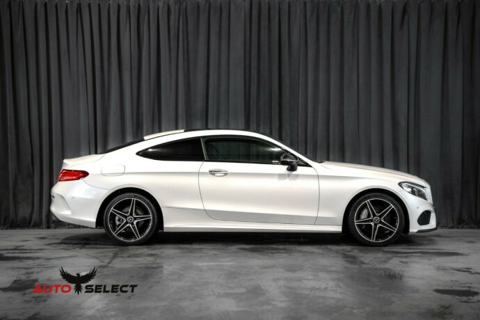 mercedes-benz-c300-bensin-2017-big-12