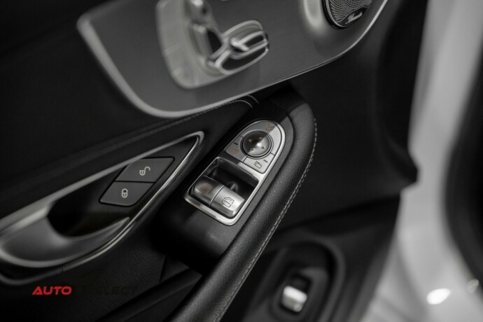 mercedes-benz-c300-bensin-2017-big-19