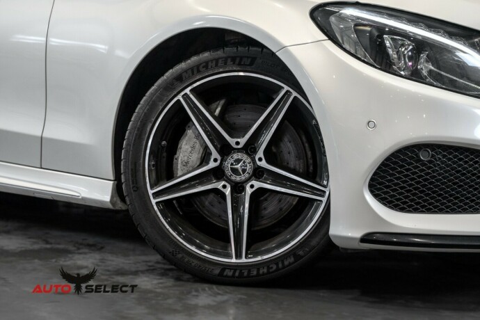 mercedes-benz-c300-bensin-2017-big-2
