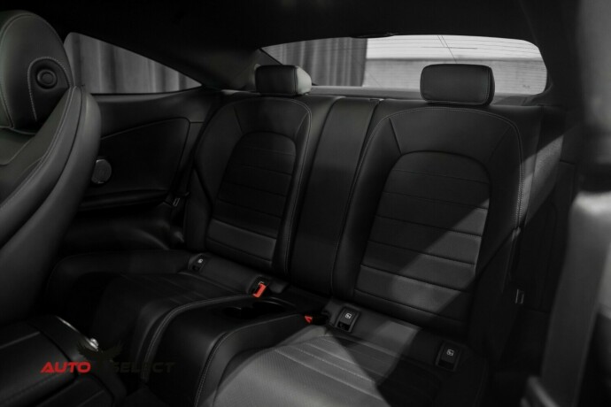 mercedes-benz-c300-bensin-2017-big-23