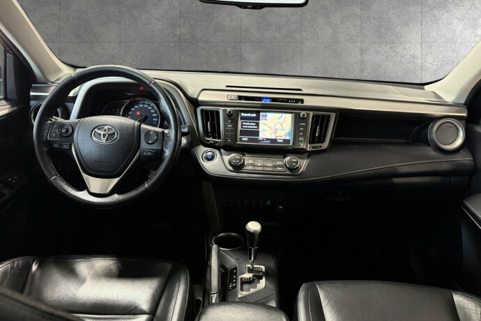toyota-rav4-diesel-2013-big-13