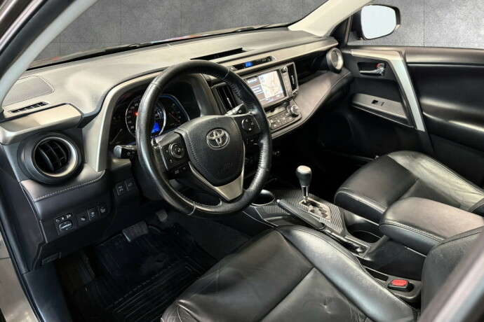 toyota-rav4-diesel-2013-big-10