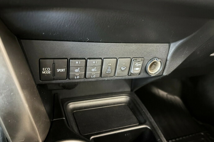 toyota-rav4-diesel-2013-big-18