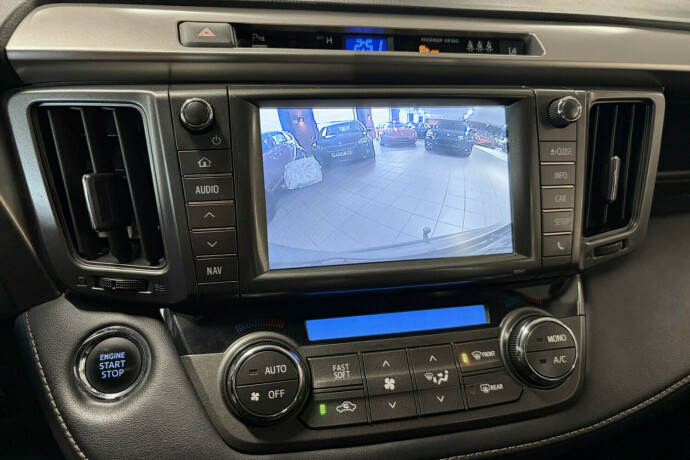 toyota-rav4-diesel-2013-big-21