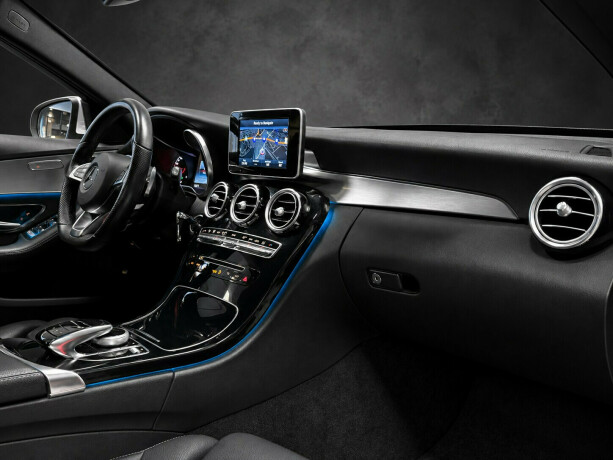 mercedes-benz-c200-bensin-2017-big-7