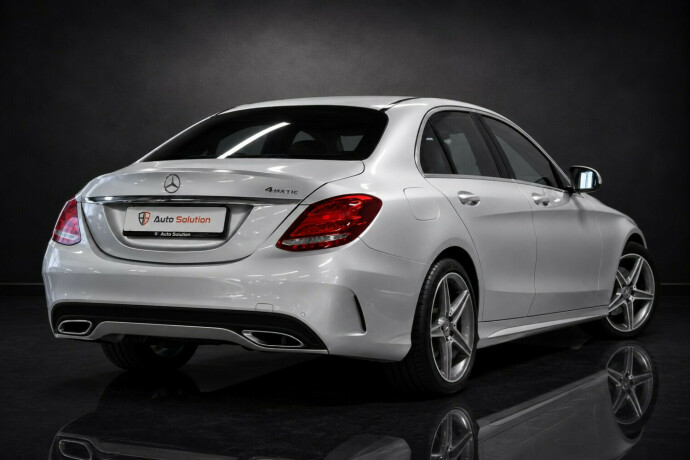 mercedes-benz-c200-bensin-2017-big-1