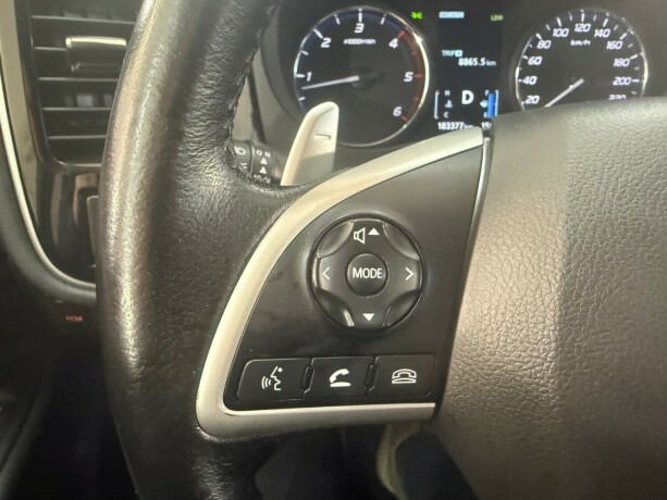 mitsubishi-outlander-diesel-2014-big-22