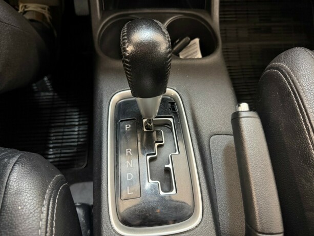 mitsubishi-outlander-diesel-2014-big-19