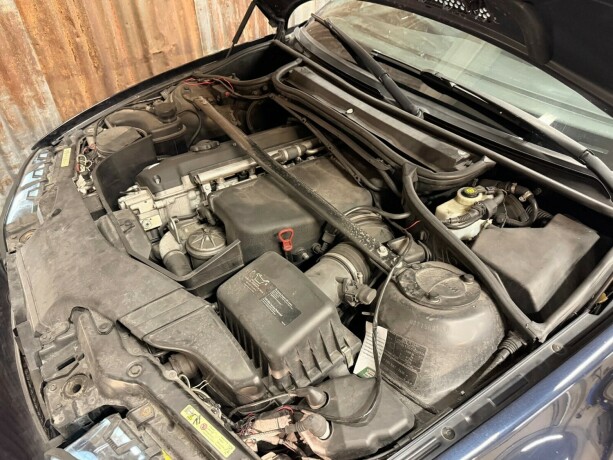 bmw-m3-bensin-2003-big-45