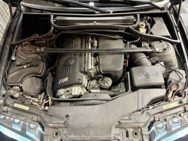 bmw-m3-bensin-2003-big-43