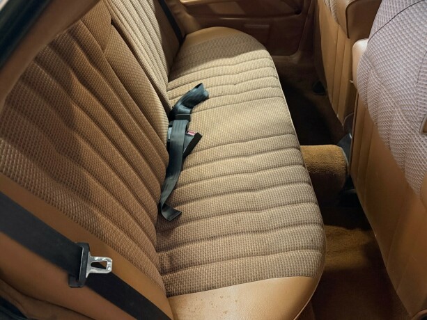 mercedes-benz-230-bensin-1977-big-28
