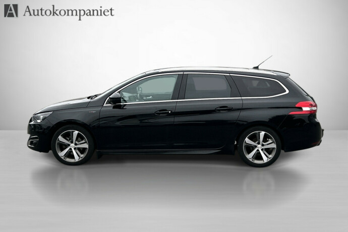 peugeot-308-bensin-2017-big-1