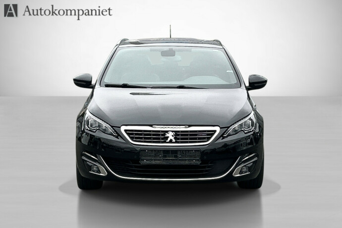 peugeot-308-bensin-2017-big-7