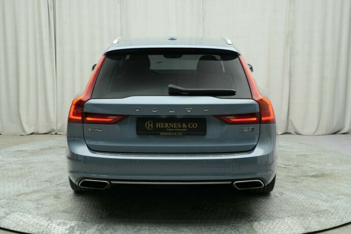 volvo-v90-elektrisitetbensin-2018-big-3