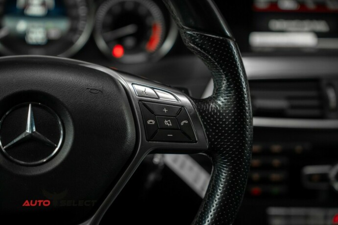 mercedes-benz-c180-bensin-2014-big-32