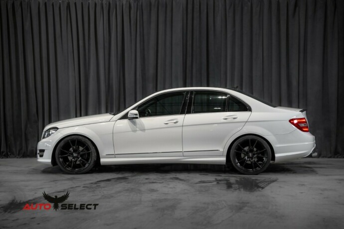 mercedes-benz-c180-bensin-2014-big-7