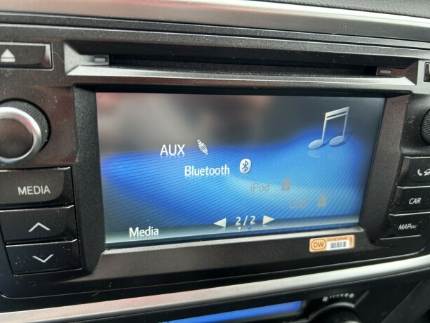 toyota-auris-elektrisitetbensin-2015-big-31