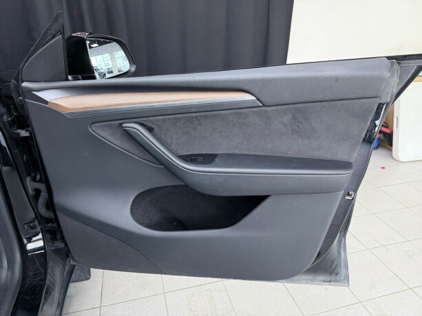 tesla-model-y-elektrisitet-2023-big-19