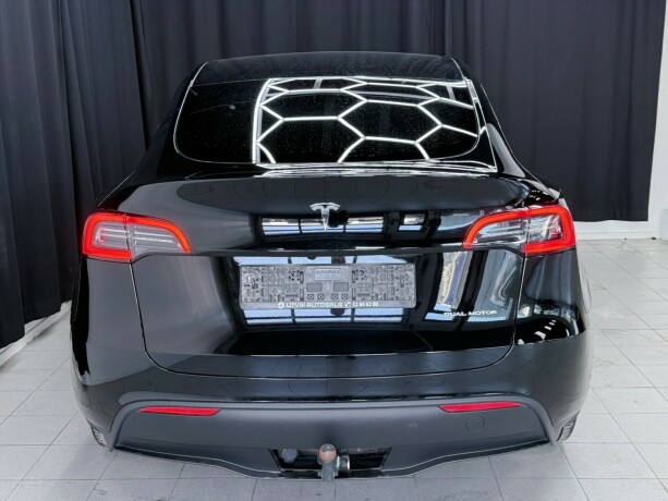 tesla-model-y-elektrisitet-2023-big-6