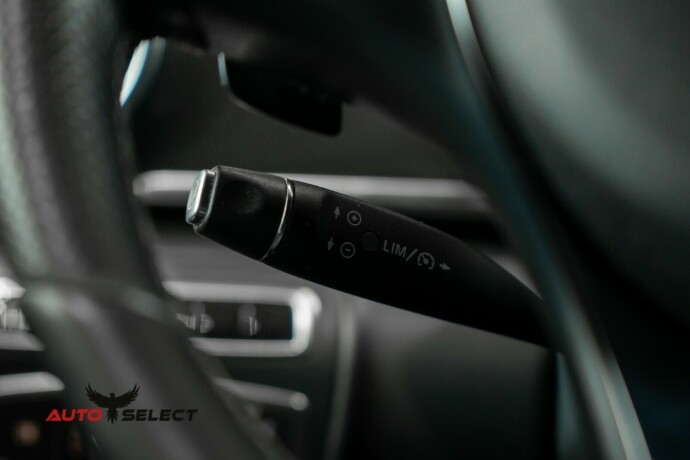 mercedes-benz-v220-d-diesel-2015-big-27