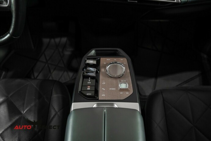 bmw-ix-elektrisitet-2022-big-40