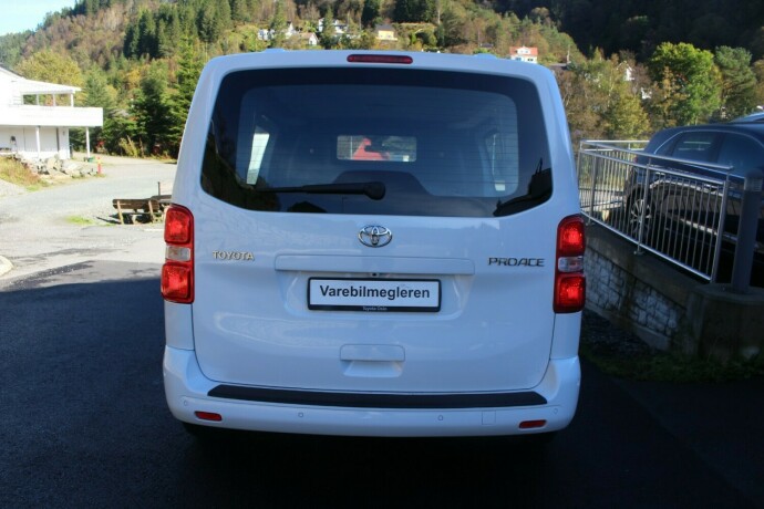 toyota-proace-diesel-2024-big-6