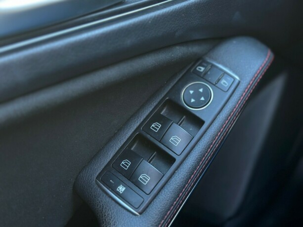 mercedes-benz-a180-bensin-2016-big-29