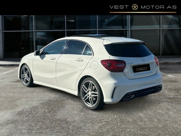 mercedes-benz-a180-bensin-2016-big-4