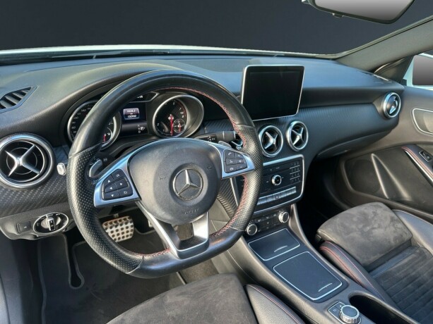 mercedes-benz-a180-bensin-2016-big-10