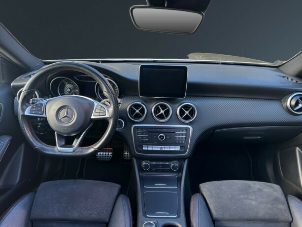 mercedes-benz-a180-bensin-2016-big-11