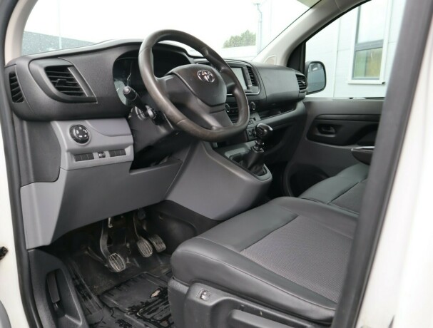 toyota-proace-diesel-2018-big-6