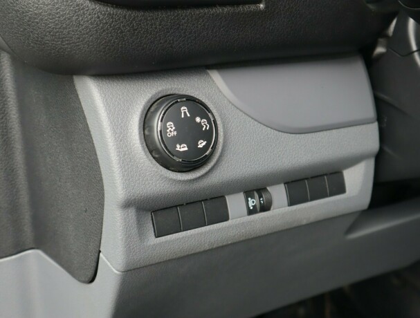 toyota-proace-diesel-2018-big-16