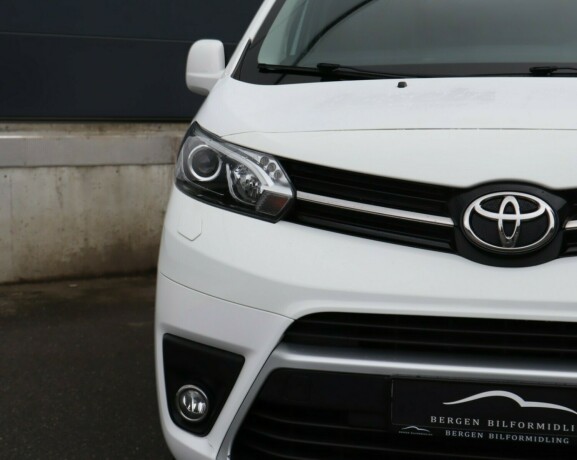 toyota-proace-diesel-2018-big-4