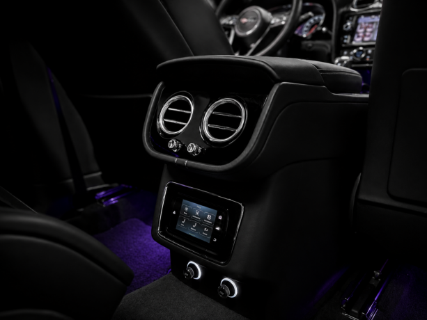 bentley-bentayga-elektrisitetbensin-2020-big-5