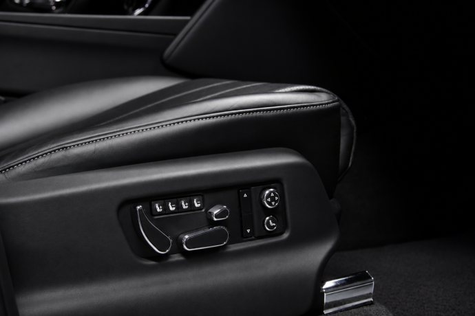 bentley-bentayga-elektrisitetbensin-2020-big-12