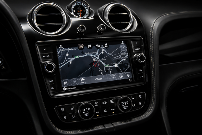 bentley-bentayga-elektrisitetbensin-2020-big-15