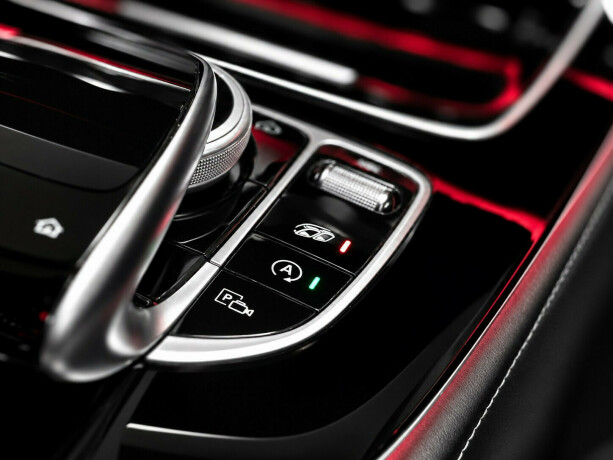 mercedes-benz-e63-bensin-2018-big-14