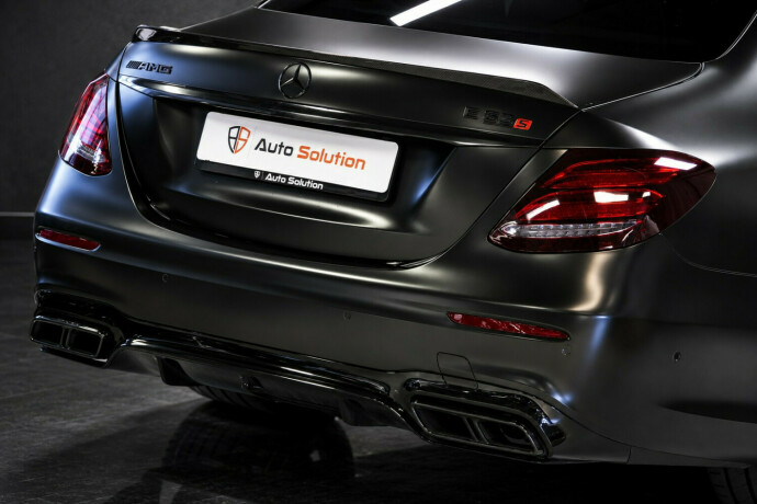 mercedes-benz-e63-bensin-2018-big-27