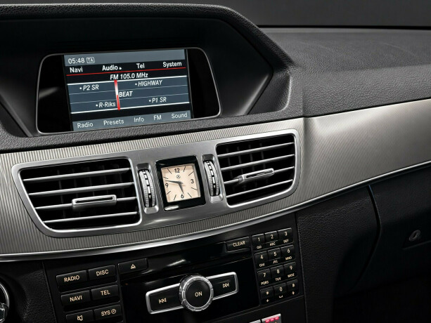 mercedes-benz-e200-diesel-2014-big-10
