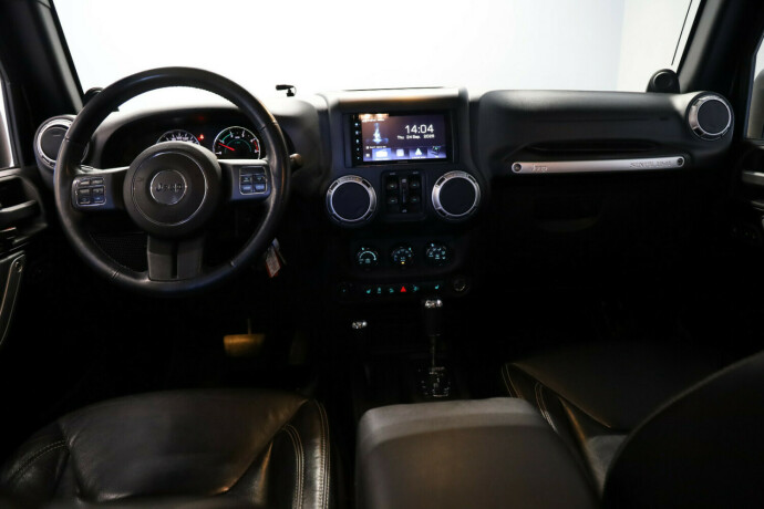 jeep-wrangler-diesel-2013-big-6