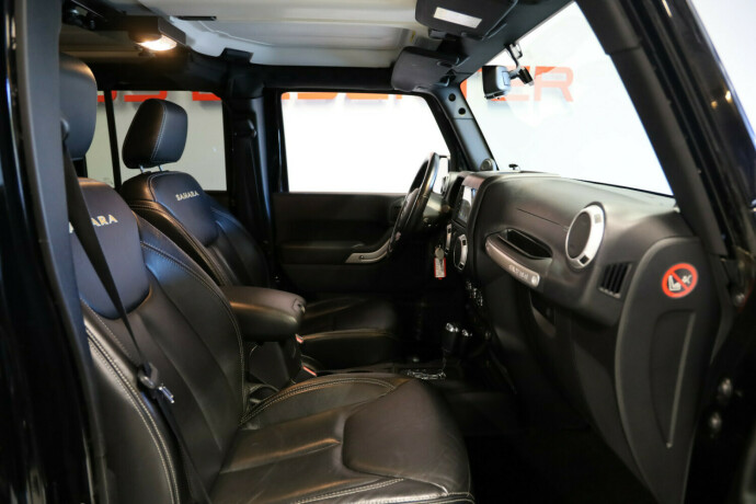 jeep-wrangler-diesel-2013-big-7