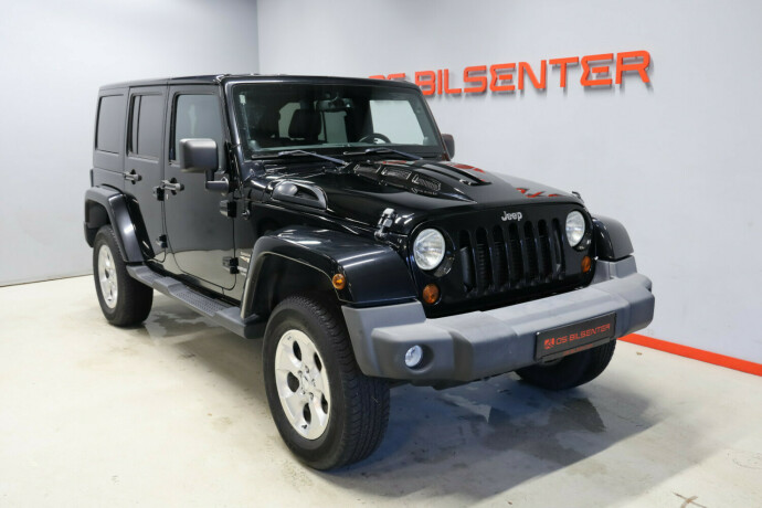 jeep-wrangler-diesel-2013-big-0