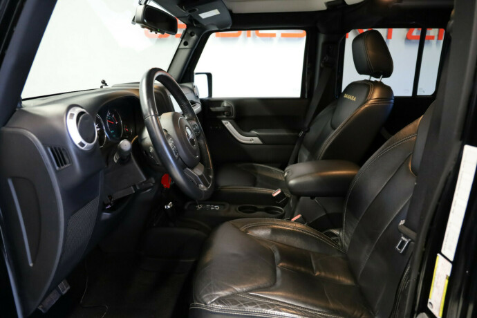 jeep-wrangler-diesel-2013-big-5