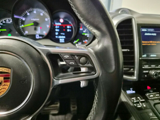 porsche-cayenne-s-elektrisitetbensin-2016-big-29