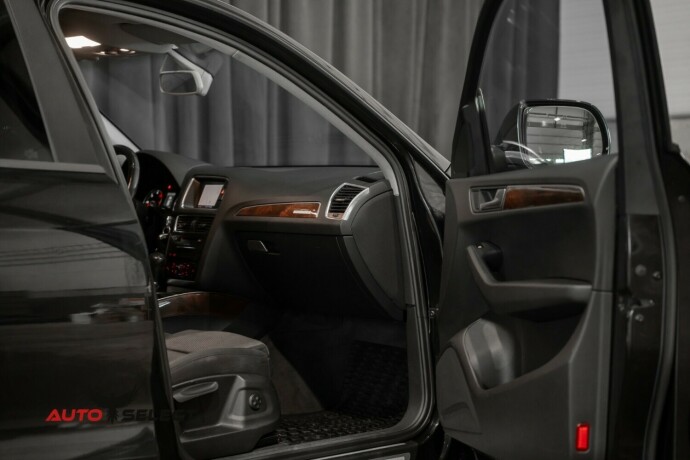 audi-q5-diesel-2011-big-17